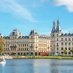 Hyggelig&spacious 4-bedroom apartment in the heart of Copenhagen